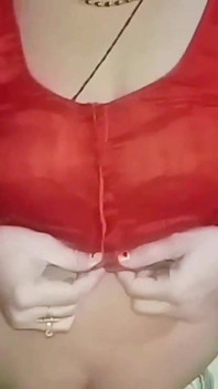 Videoclip sexual cu fată proaspăt căsătorită cu futai dur în hindi Voice
