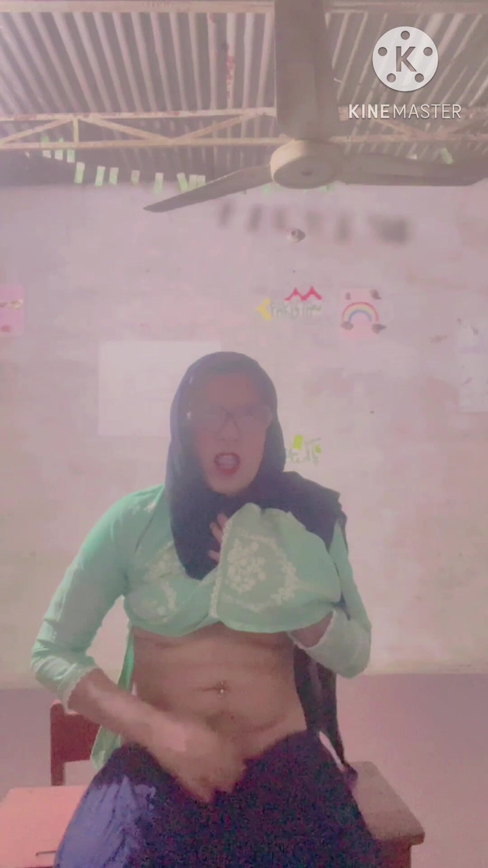 Apple00001: To je můj Sissy Dick