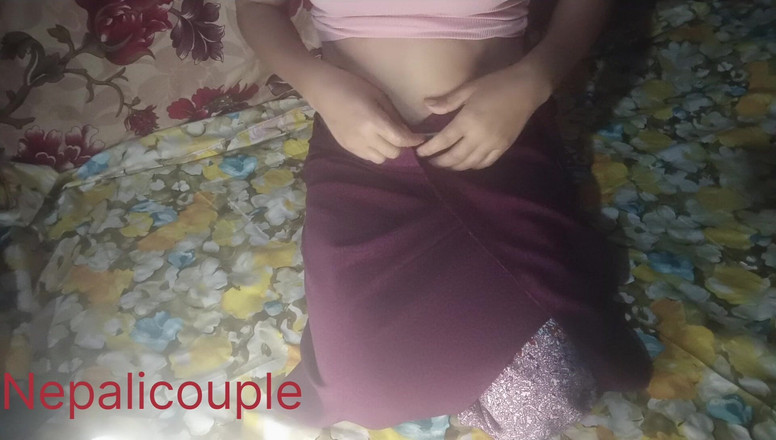 Nepalisexycouple: Masturbace s okurkou