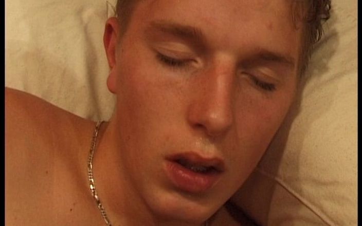 YOUR FIRST PORN: Black dream babette mit sperma auf gesicht - black dream babette...