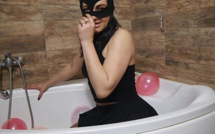 MILFy Calla: Orta yaşlı seksi kadıncalla&amp;#039;nın maceraları ep 40 balon fetişim
