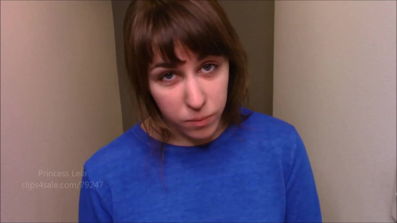 Princess Leia: Stepdad's naughty girl swallows