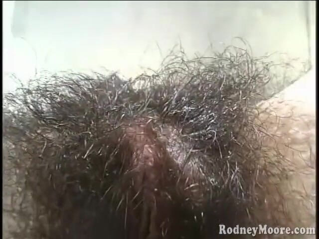 Horny Hairy Girls: Scary hairy vintage pretty hippie gets off Jasmyne