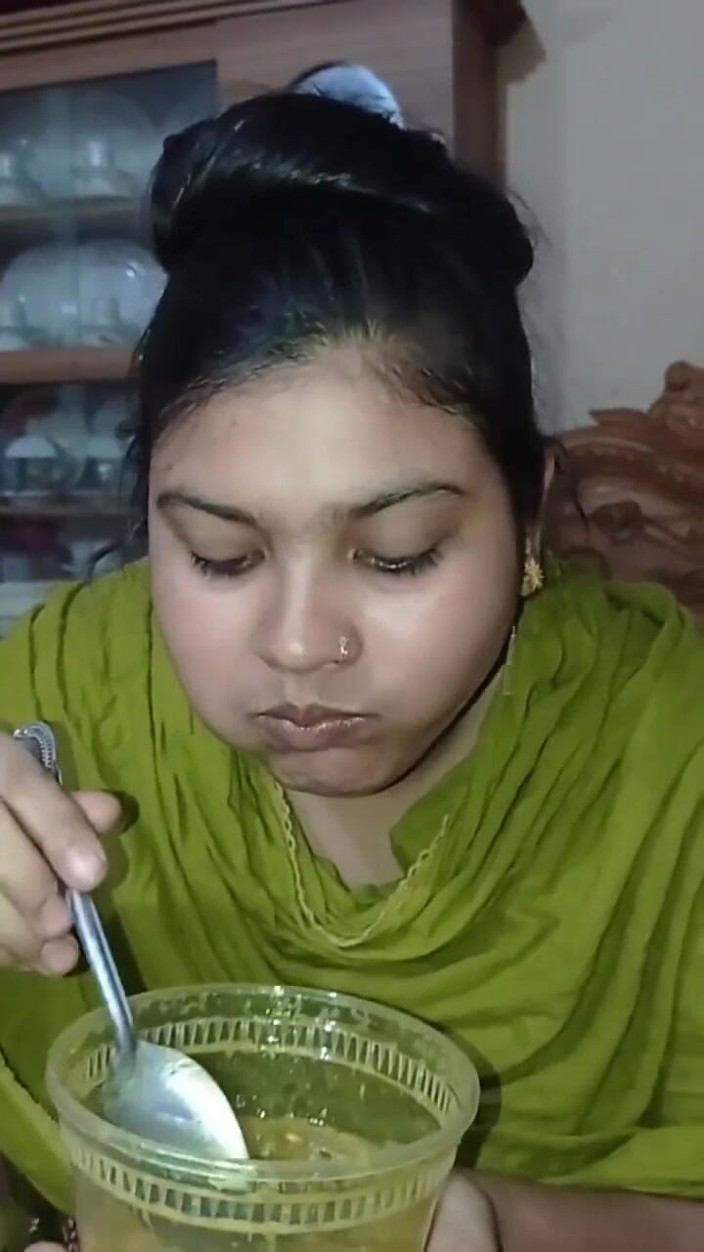 Desi video bd: Istriku yang lagi sange berat