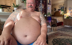 Hand-Free-Daddy-Chub: Ты не хочешь скучать по мне, видео моего отчима, когда он пихает дилдо в свою толстую задницу папочки, чтобы кончить