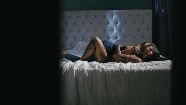 SweetheartVideo: Hôn đồng tính nữ