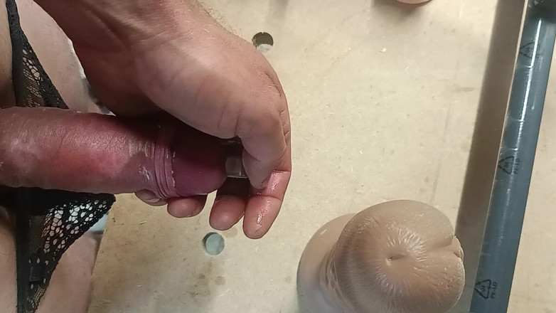 Artbigd: Uretra solo