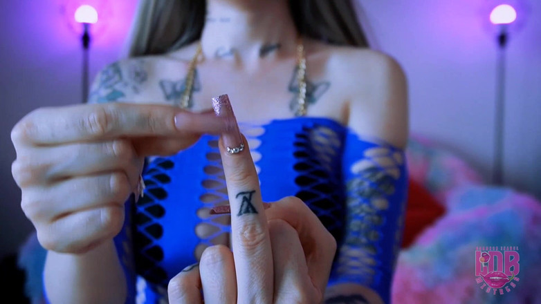 LDBMistress: Nhỏ hơn móng tay của tôi