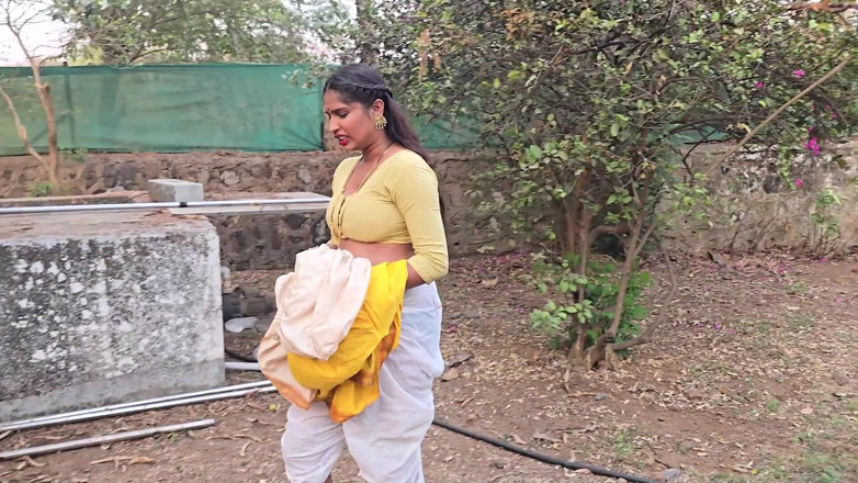 Kamasutra61: Hot Indian Desi Para Holi Special Romance