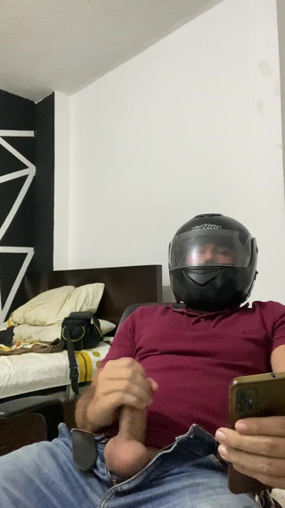 Latin mature king: Messenger masturbuje na moje fotografie část 1