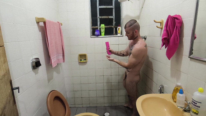 carmonaoficial: Getting Ready to Work Haha