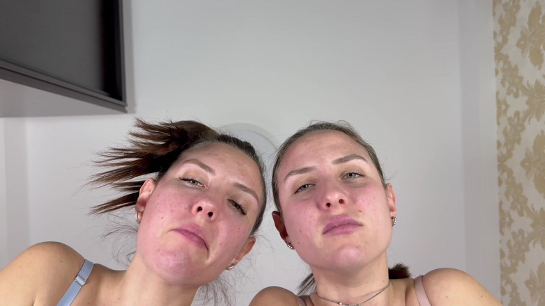 Hottie goddess: Výstřik a hack kašel POV