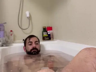Um chuveiro de puta