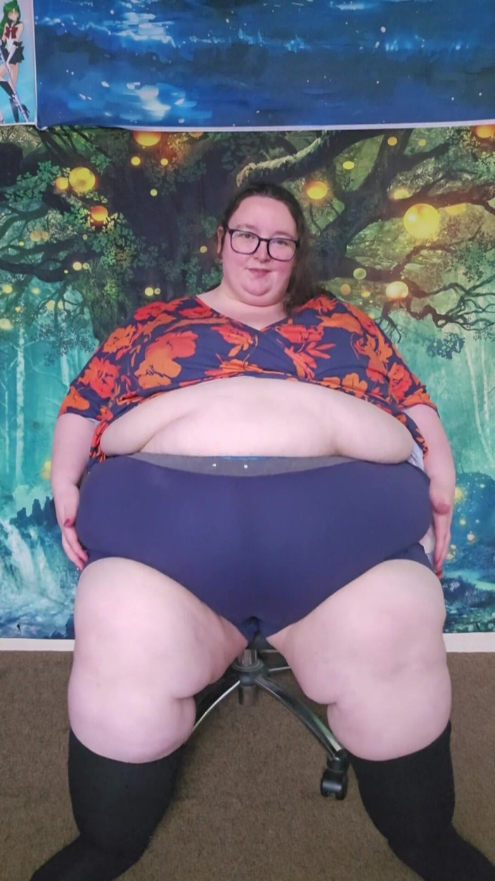 SSBBWLadyBrads: SSBBw macht dich mit mir fertig teil 2 fetter körper
