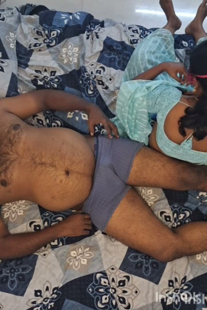 Funny couple porn studio: Kocasının üvey erkek kardeşi 2