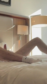 9 Inch Otter Fucks a Load Out of Sexy Muscle Stepdaddy