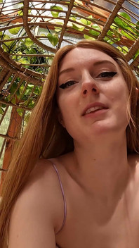 वीडियो कॉल gfe पर पेशाब करना