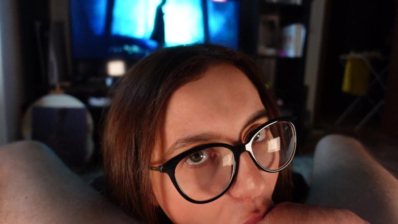 Ghomestory: 보짓물 가득한 밀프의 깊은 슬로비 블로우 섹스! Pov