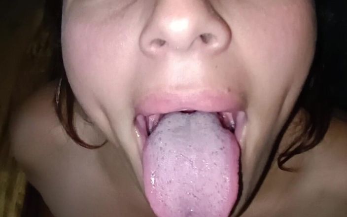 Scarletttejones: Schwanzlutschen meinen cuckold auf meinem hof vol.3