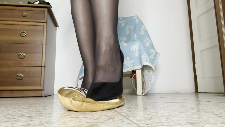 Bergami Melissa: Giantess Crush: Sedotto - Umiliato - Schiacciato