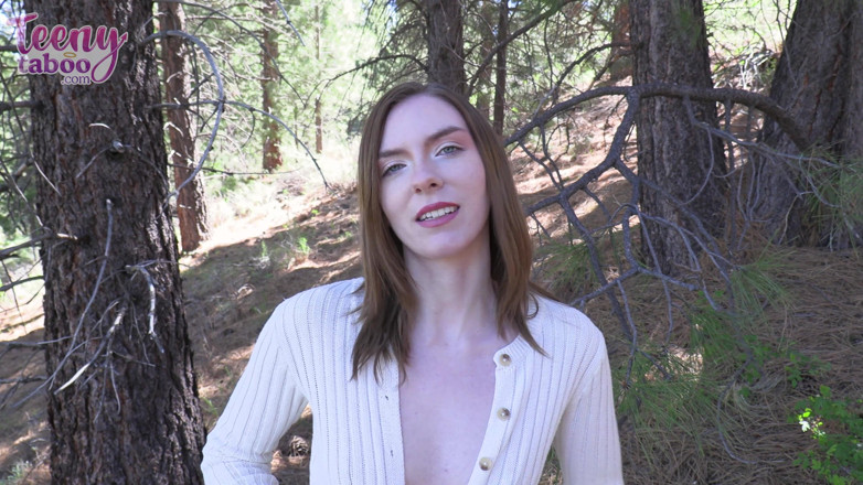 Teenytaboo: Reproducere Celestina în natură