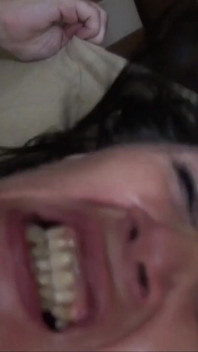 Orgie interrasială cu o mamă sexy curvă, film XXX palpitant