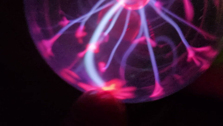 Onwdomu3: Macro and Electric Ball on My Dick