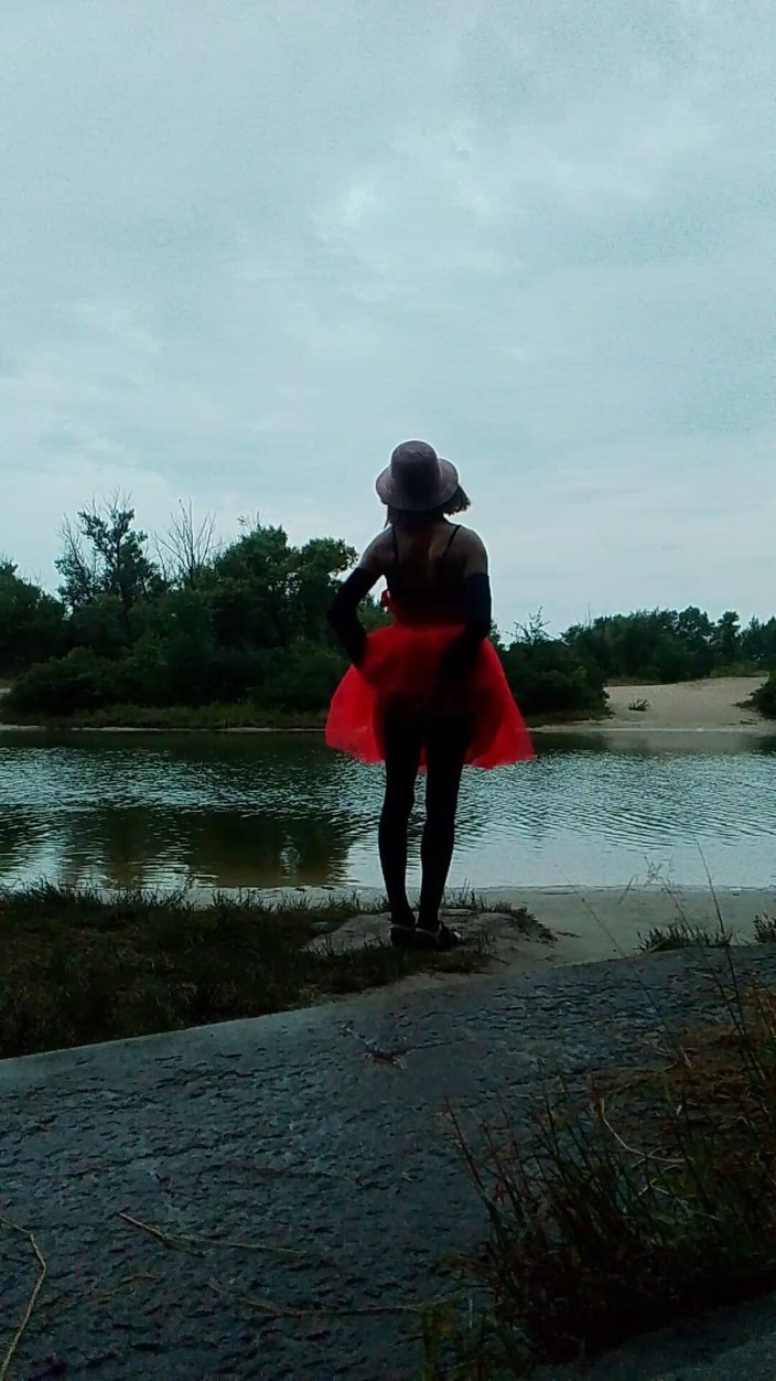 MilaFemboyUA: Saya berlatih di alam