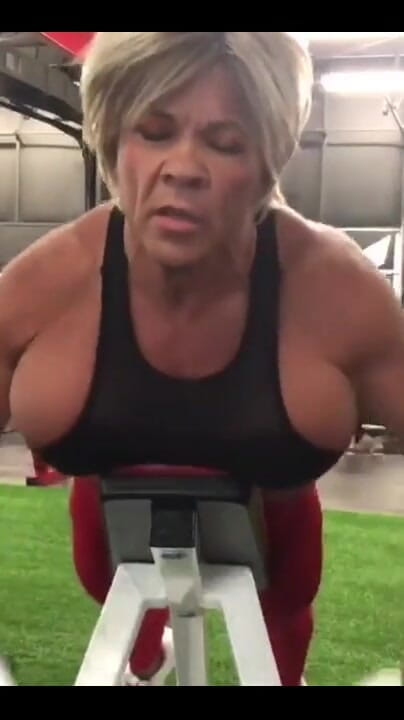 Musclemama4u: Back to the Gym