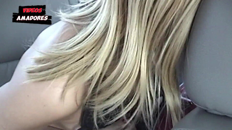Amateurs videos: Pamer di dalam mobil