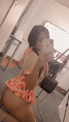 AsianSharinami: Model Asia di balik layar- sharinami