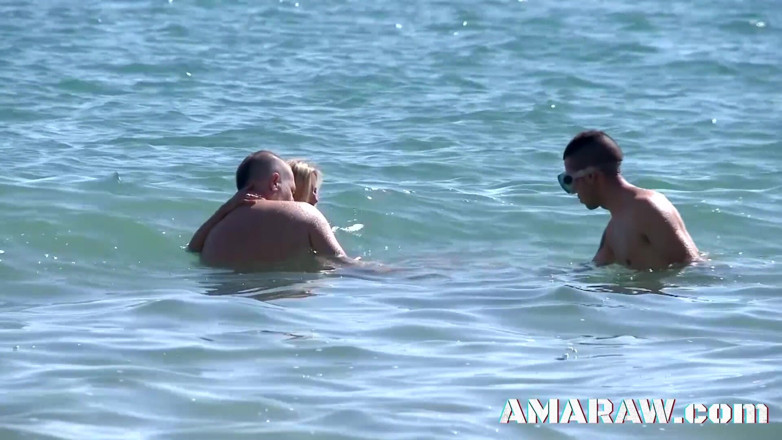 Amaraw: Trio per Tamara Val mentre viene doppiamente penetrata in una...