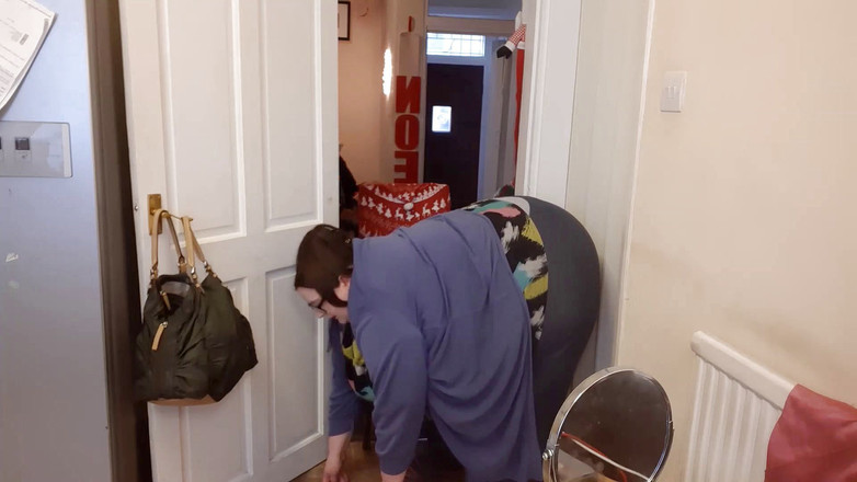 SSBBWLadyBrads: Tangkap masuk selepas menyumbat kek dengan gandaan besar