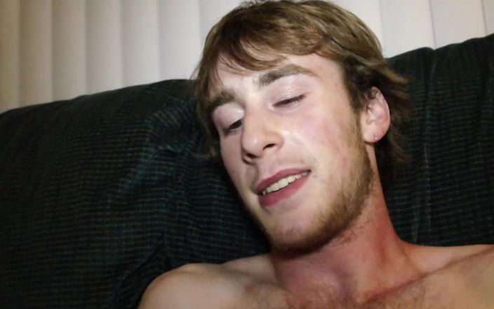SEXUAL SIN GAY: Ve a mi polla - escena 1_orgy de twinks chupando las pollas...