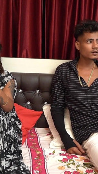 Tina Nandy và Tejashwini Prabhakar