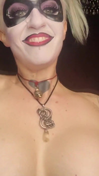 Harley Quinn Seduces Nightwing