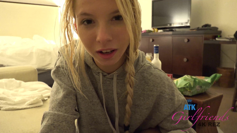 ATK Fans (Girlfriends): Virtual Vacation on Hawaii with Kenzie Reeves 3/14