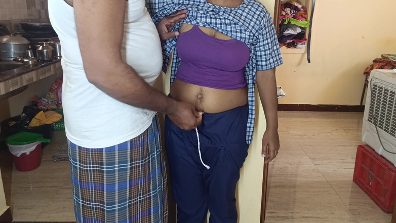 Magilmathi: Південно-індійська студентська форма, вірусне відео