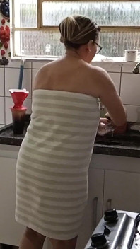 奶奶非常顽皮