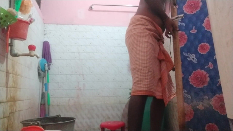 Tamil 10 inches BBC: Tamil 10 inç büyük zenci seksi sürpriz çekim