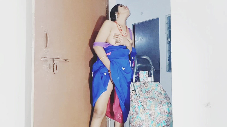 Vija: Sexuální video desi indického nevlastního bratra