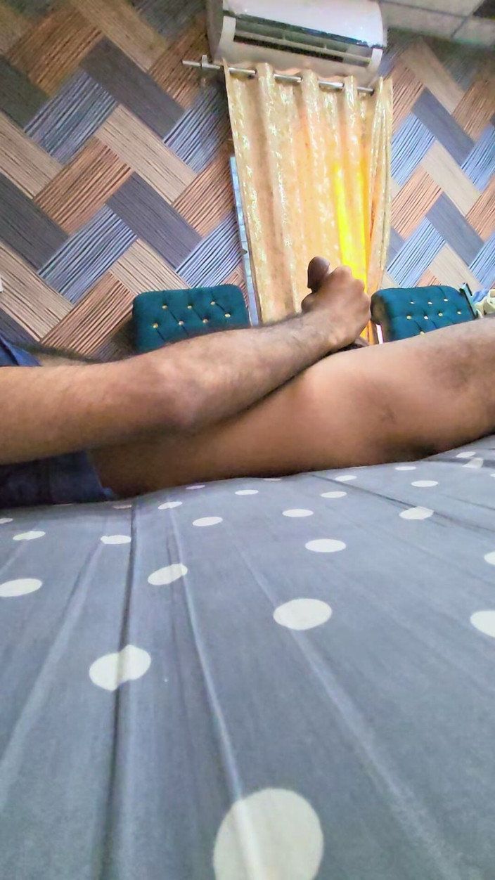 Zaid Valen: Jerking off Pakistani Boy Masturbate
