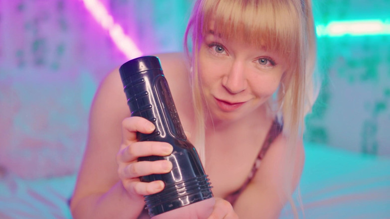 Jolie Lyon: Ibu tiri Dapat Awak Fleshlight Baru