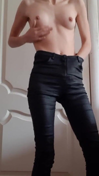 Skinny Girl Masturbates in Leather Pants