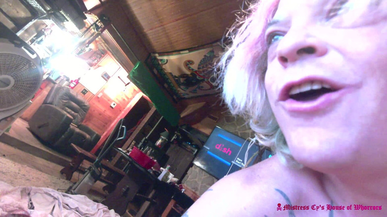 House of whorrors vault of darkness: Huis van Who veteranen - satanische gothic-seks livestream met meesteres Cyanide...