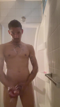 Solo Shower Time