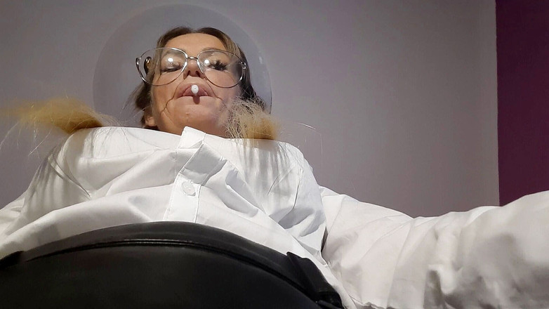 Nadi_Zabava: 捆绑SM，女主调教，吐口水游戏