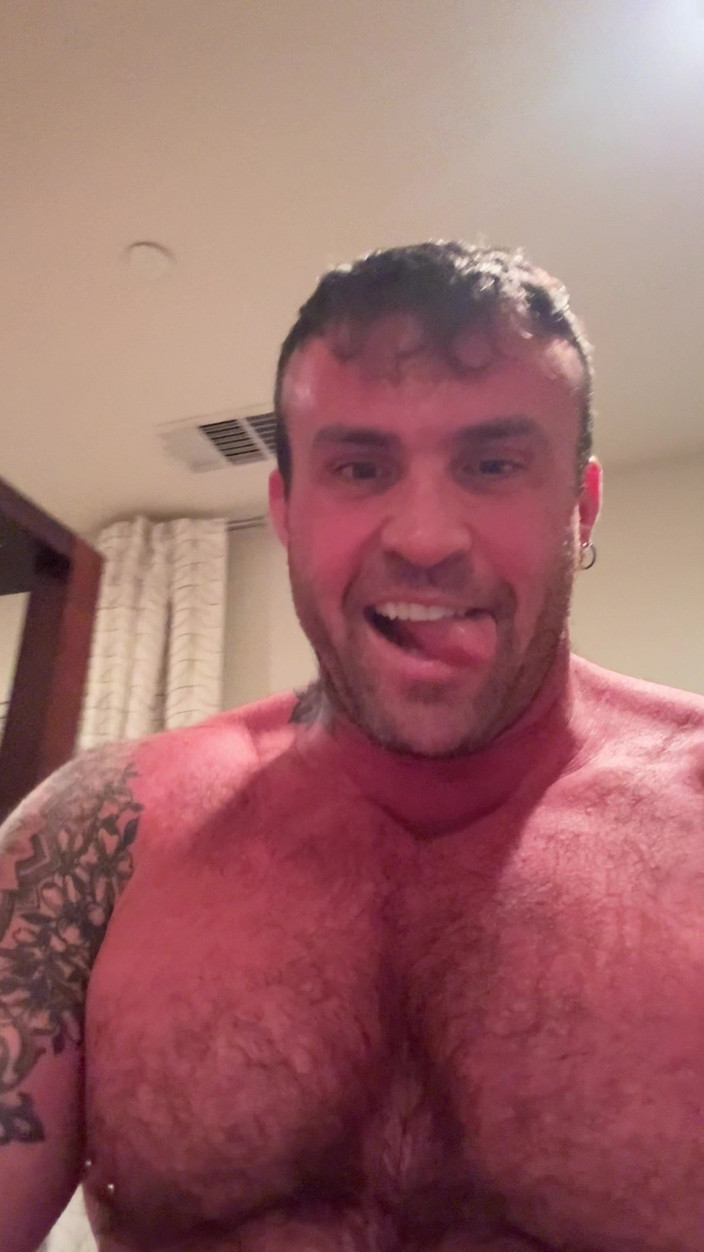 HugeAjax: Big Man Cums From Anal Stimulation