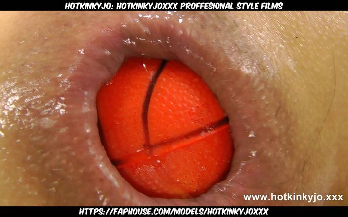 Hotkinkyjo: Hotkinkyjoxxx proffesional style films: Santova zábava s koulemi a anální výhřez od Hotkinkyjo