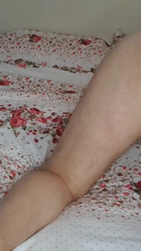 Extrémně hluboký anál s velkým slink dildo. Obrovský 45cm anální kolík ničící tlustý zadek mého přítele